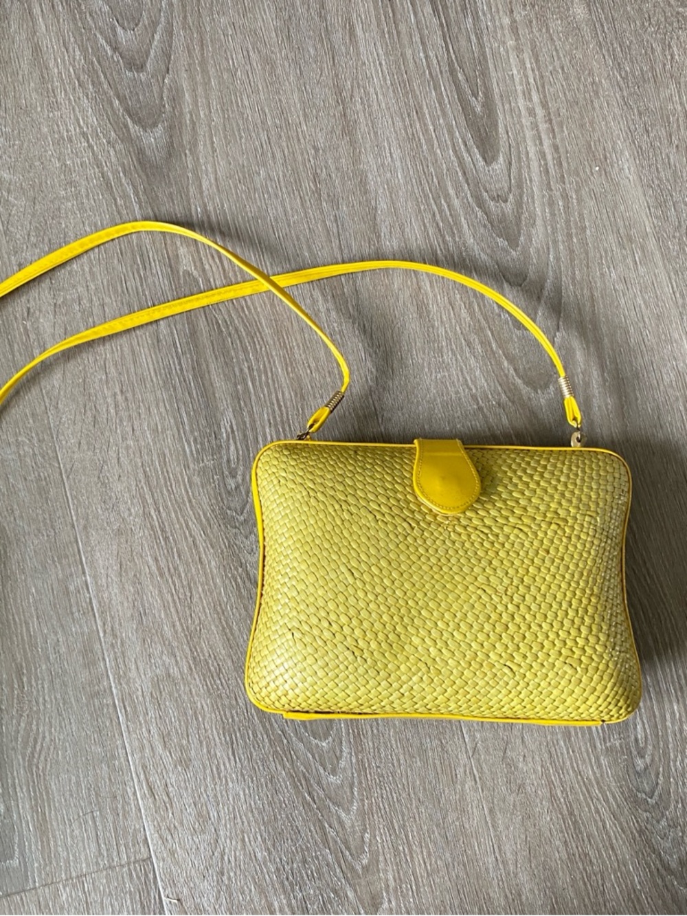 Vintage Yellow Woven Straw Crossbody Bag Bright Summer Mini Purse